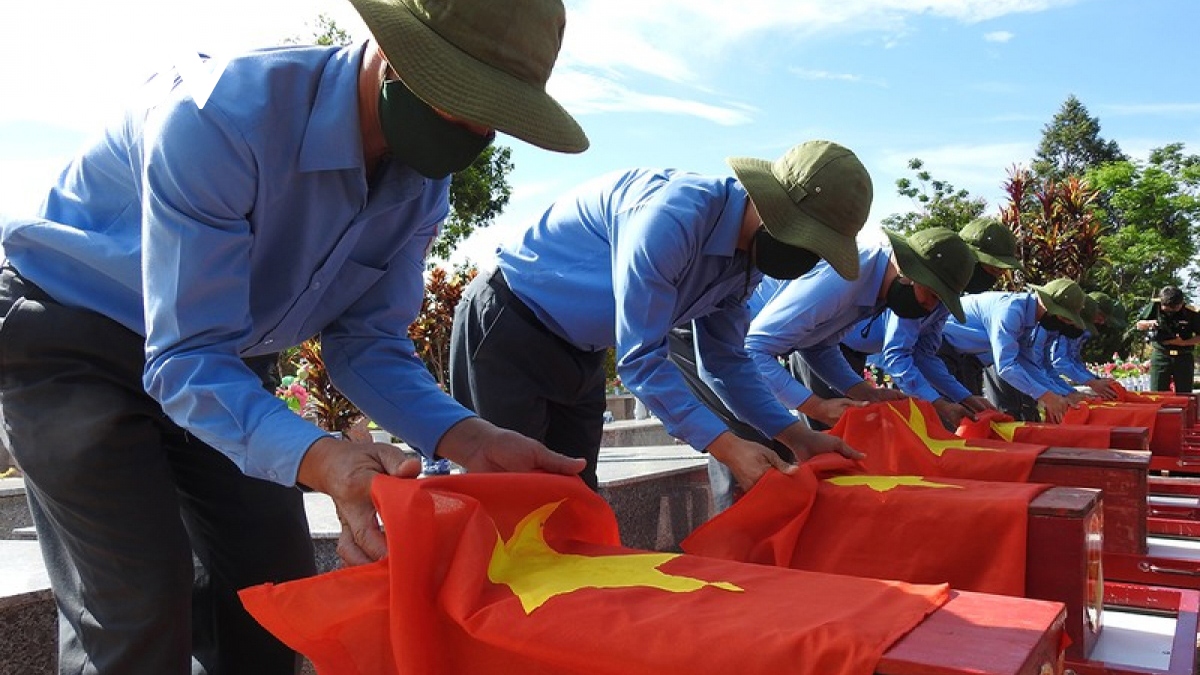 Nghe An reinters 103 remains of war martyrs repatriated from Laos